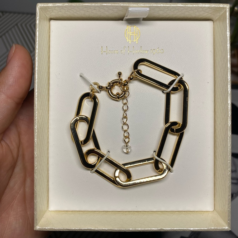 Gold bracelet